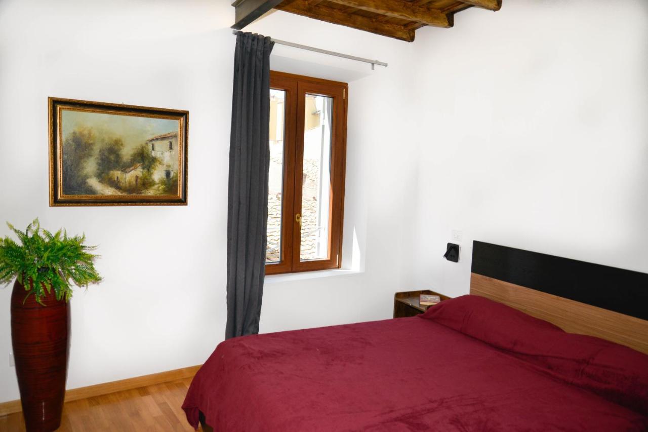 Fidia Palace Marco Aurelio'S Apartment Colosseo Rome Bagian luar foto